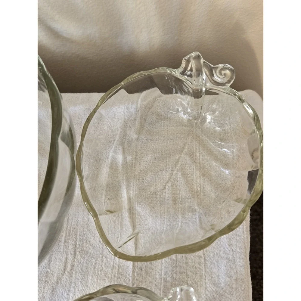 Vintage Clear Pressed Glass Leaf Bowl Set Large Serving Bowl‎ & 5 Dessert Bowls